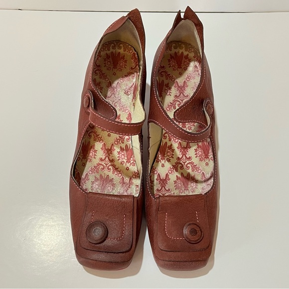 FLY London Red-Burgundy Pink Stitching Mary Jane Kitten Heels EU 41 Square Toe - Picture 6 of 13